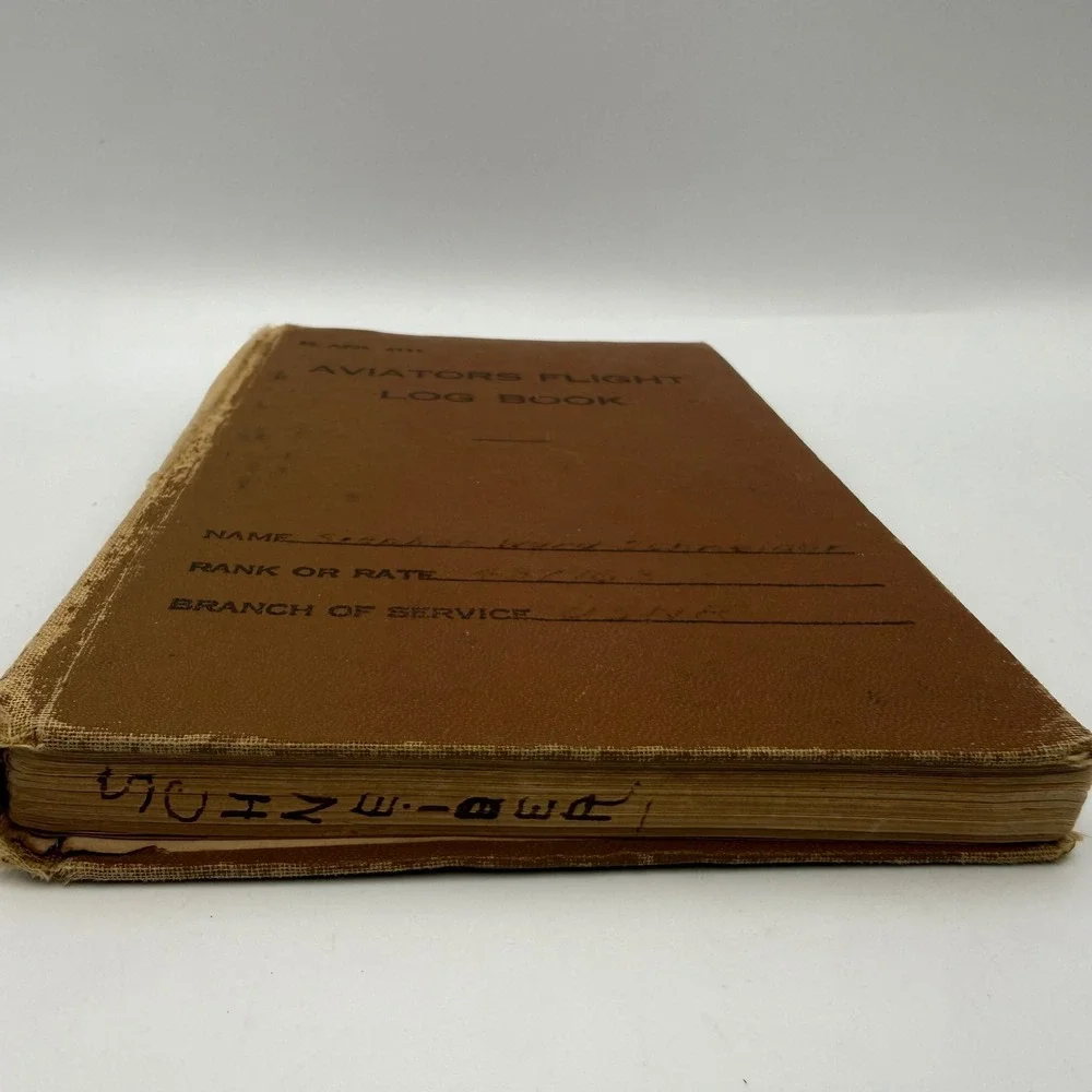 Vintage WWII USNR Aviators Flight Log Book N. AER. 4111 Stephen Ward Schneider